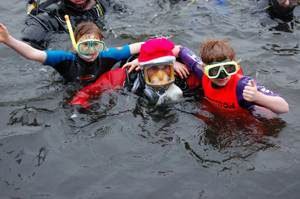 Freezing divers on New Year's Day 2010